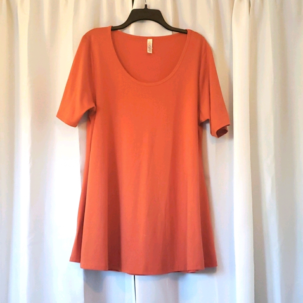 Lularoe Perfect T